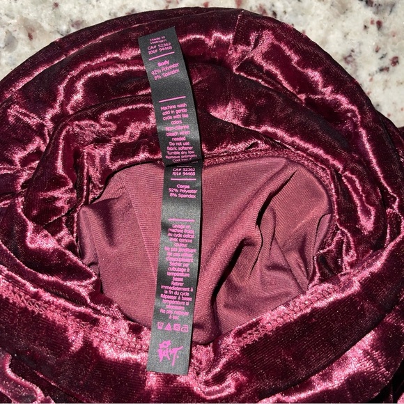 Betsey Johnson Performance Crushed Velvet Purple Funnel Neck Sweatshirt Burgundy - Picture 7 of 10